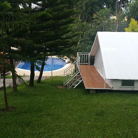 Casa De Miguelitos Hotel Tagaytay City Eksteriør billede