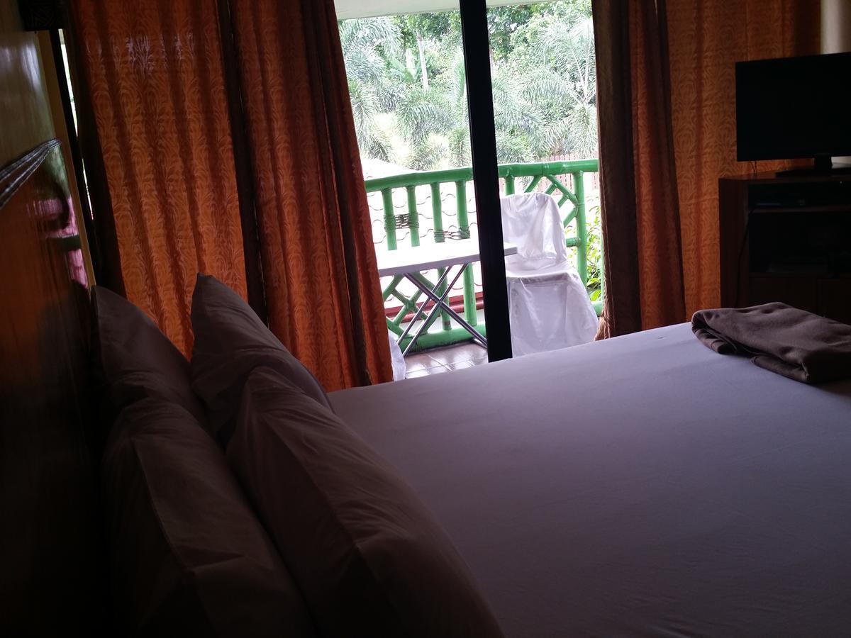 Casa De Miguelitos Hotel Tagaytay City Eksteriør billede