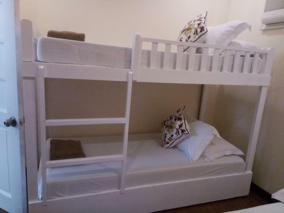 Casa De Miguelitos Hotel Tagaytay City Eksteriør billede