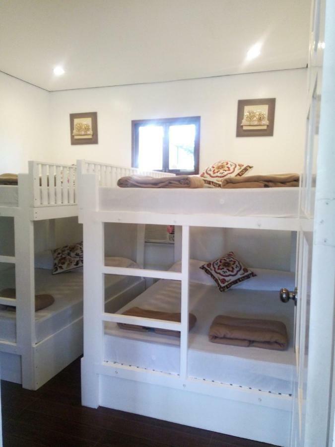 Casa De Miguelitos Hotel Tagaytay City Eksteriør billede