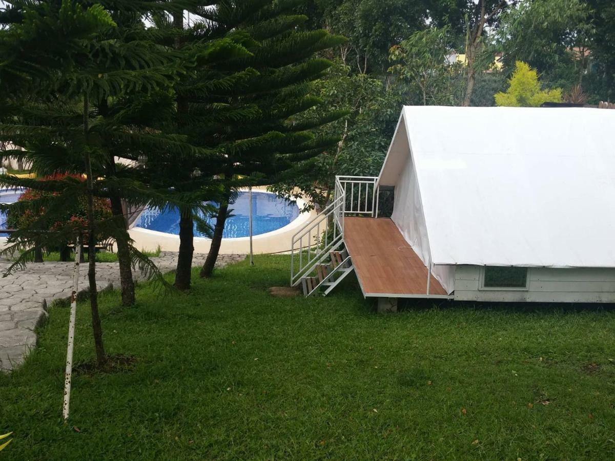 Casa De Miguelitos Hotel Tagaytay City Eksteriør billede